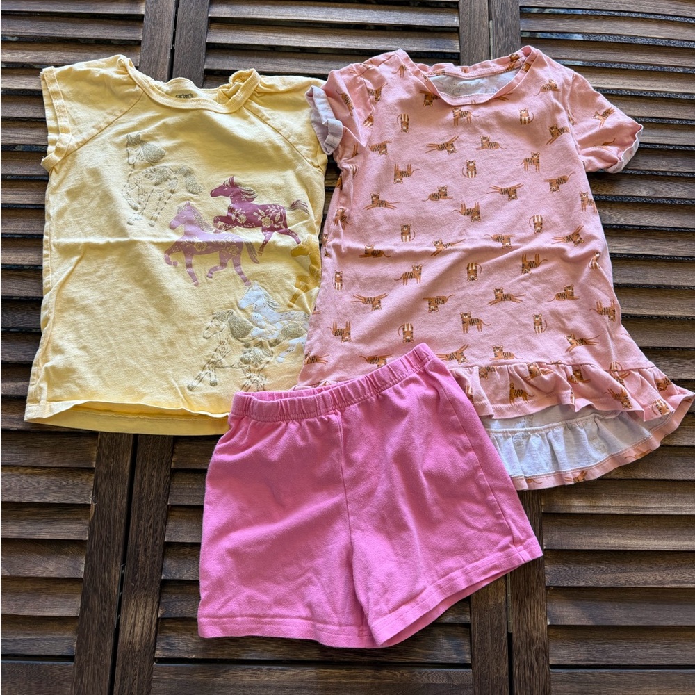 Carter's Yellow & Pink Short Sleeve Tees with Pink Shorts Set Size 8 Bundle